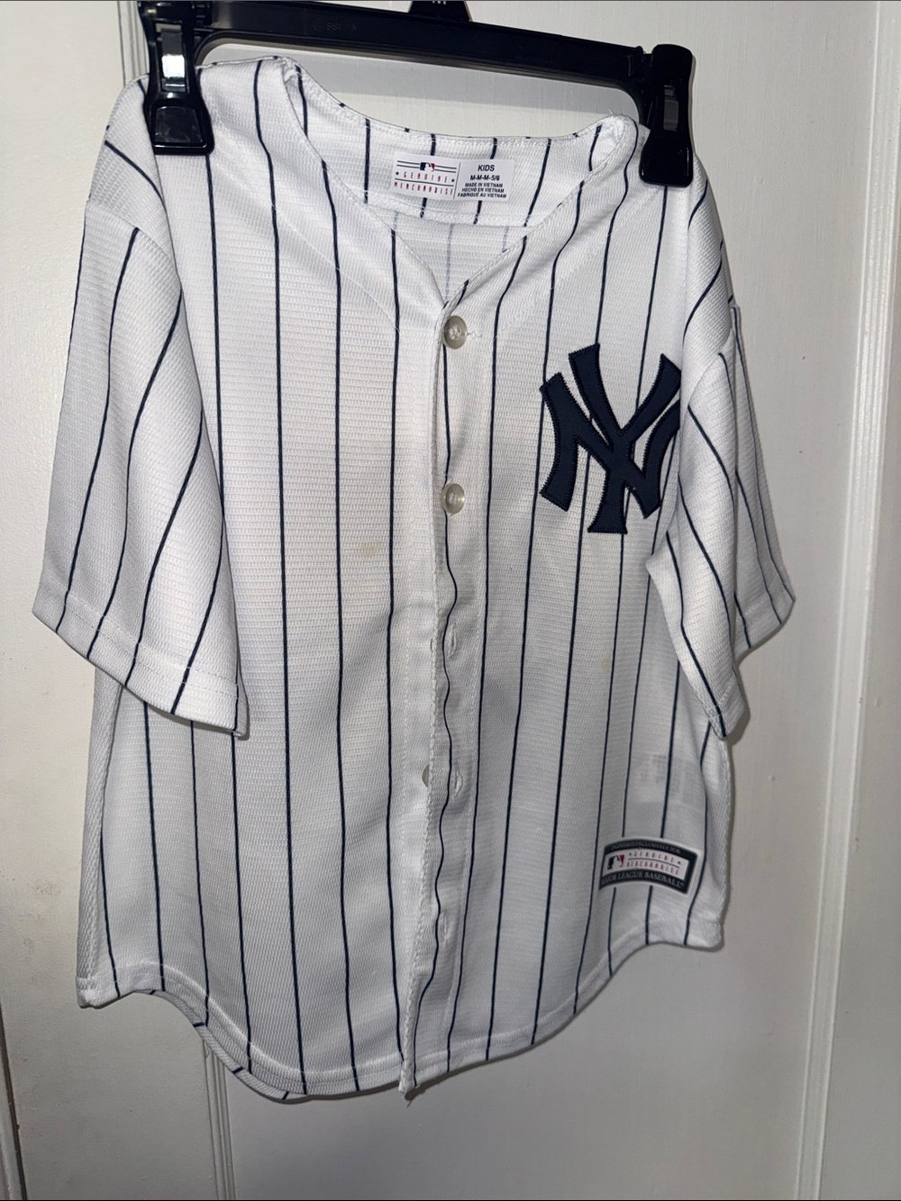 Genuine Merchandise White Navy Pinstripe Yankees Button-Up Jersey